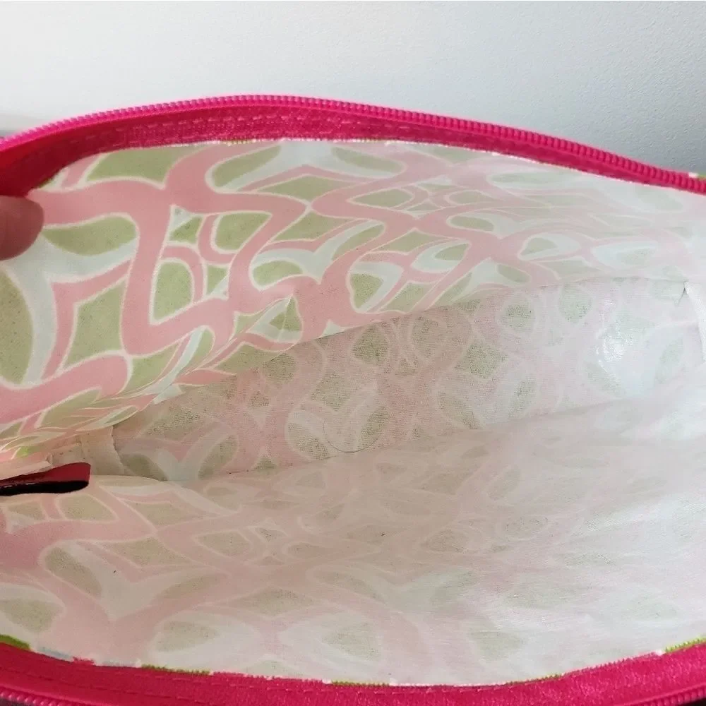 Buckhead Betties Zipper Bag  - Picture 4 of 6